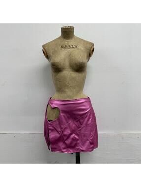 SOLADO Metallic Bubblegum Pink Heart Cutout Micro Mini Skirt